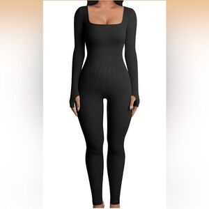NWOT QQQ Black Ribbed Long Sleeve Yoga Bodysuit Jumpsuit Catsuit Sexy One Piece